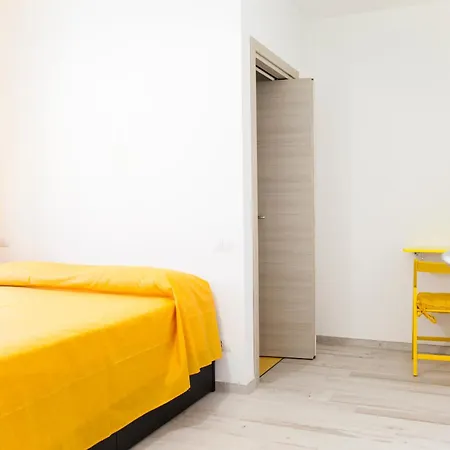 Yellow * Pisa